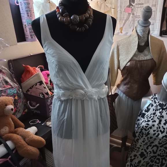 Flora Vintage Nightgown Very Sheer - Picture 7 of 16